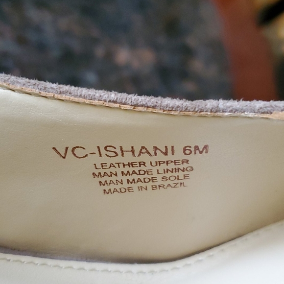 Vince Camuto Taupe Suede Pumps NWT 6 - Picture 12 of 12